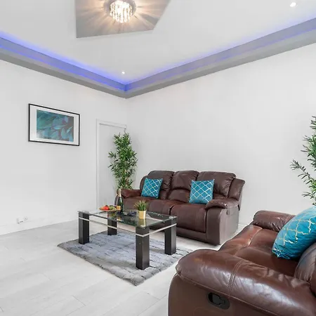 Five Bedroom Townhouse - Near City Centre - Edgbaston - On Street Parking - Wifi - Netflix - 974P Birmingham Exterior photo