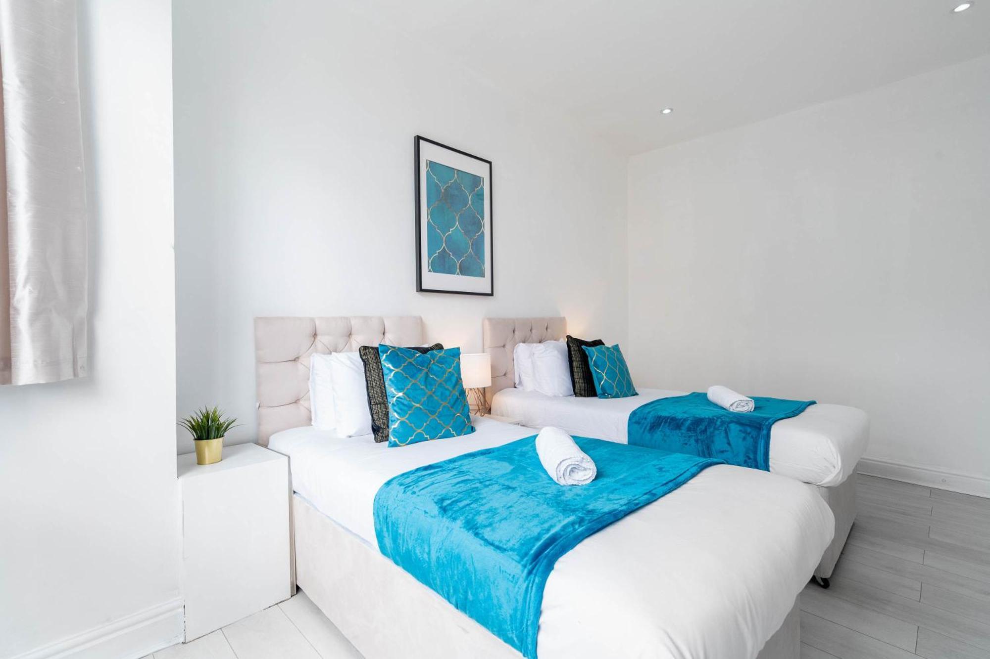 Hébergement de vacances Five Bedroom Townhouse - Near Centre - Edgbaston - On Street Parking - Wifi - Netflix - 974p