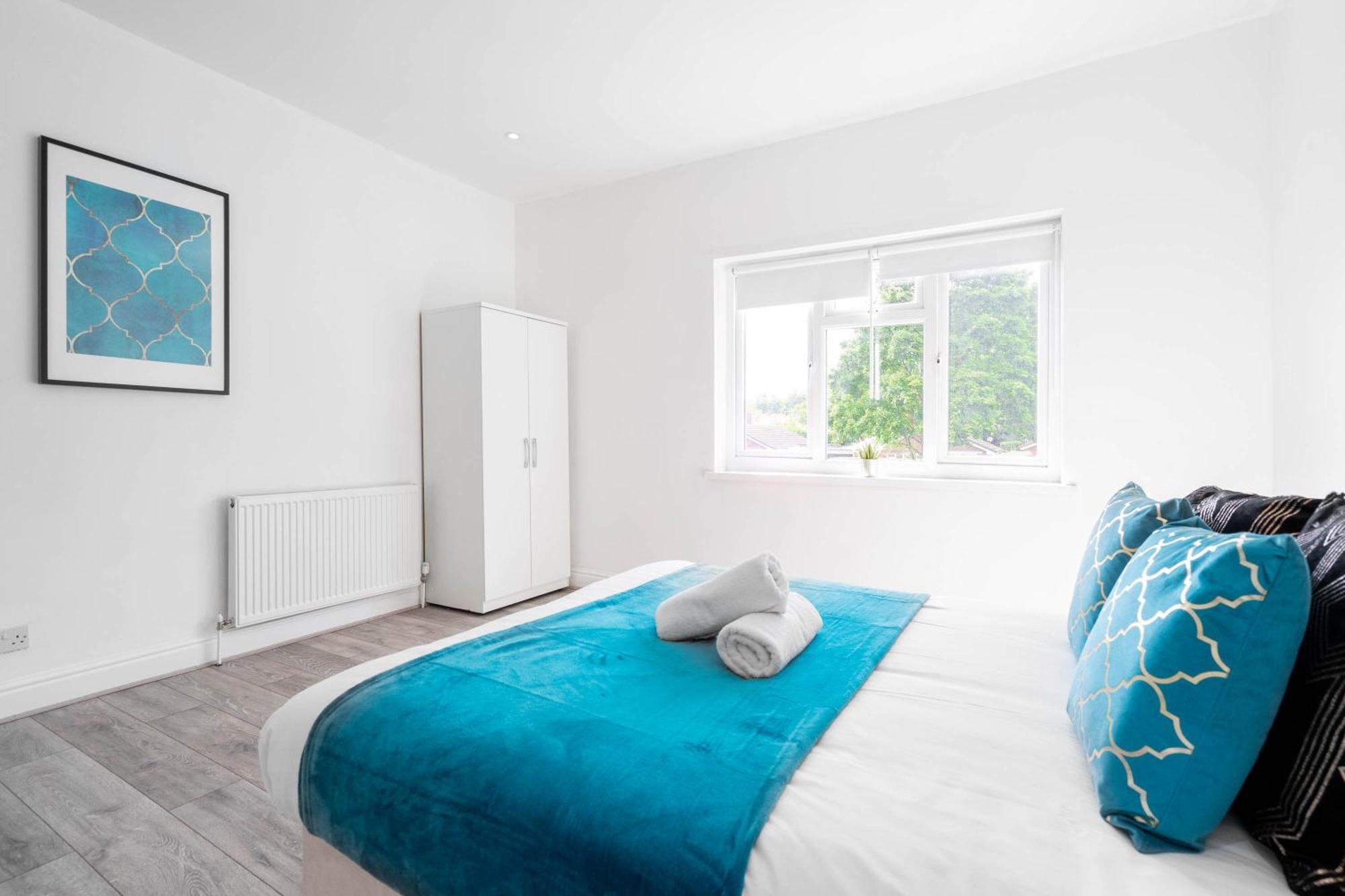 Five Bedroom Townhouse - Near Centre - Edgbaston - On Street Parking - Wifi - Netflix - 974p * Бирмингем